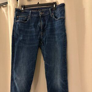 American Eagle Boyfriend Straight Leg Jeans Medium Wash 33x34